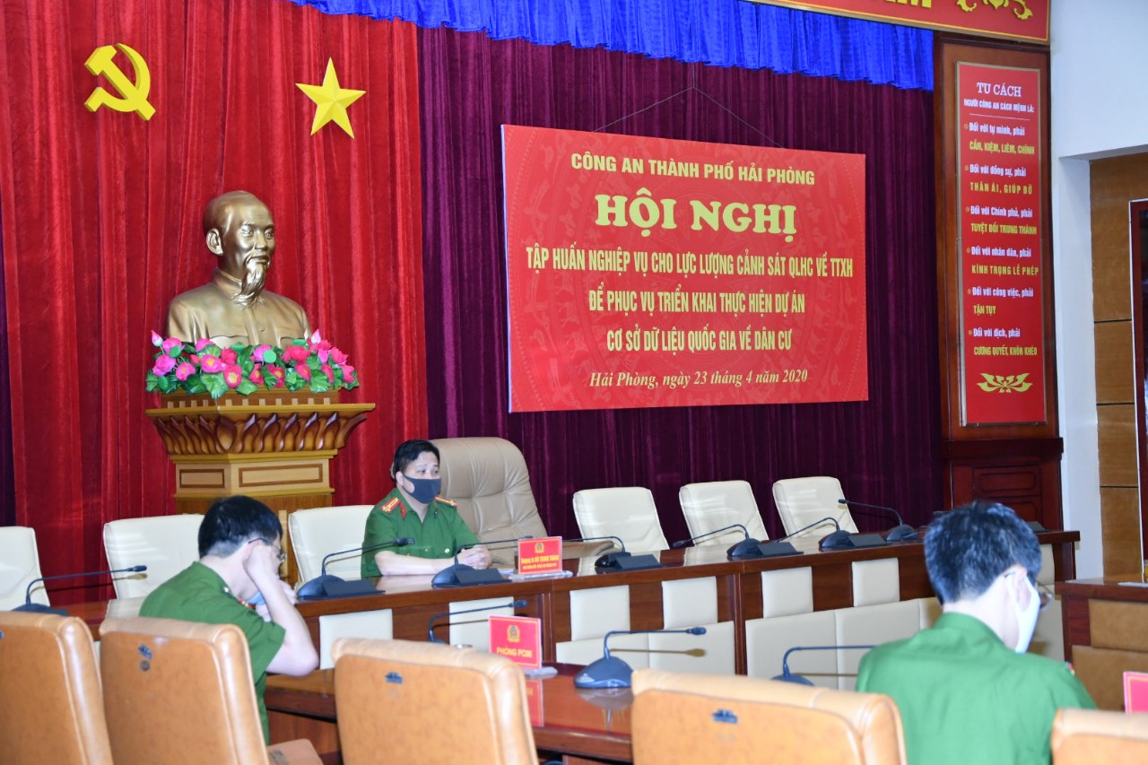 Tập huấn nghiệp vụ xây dựng cơ sở dữ liệu quốc gia về dân cư